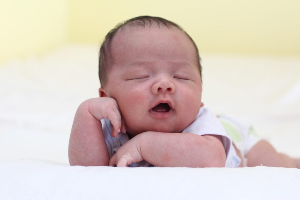 bébé qui dort, sommeil, évolution hypnose, Savoie, EMDR, Arvillard, La Rochette, Pontcharra, Allevard, Chambéry, Grenoble, Séverine Dixon